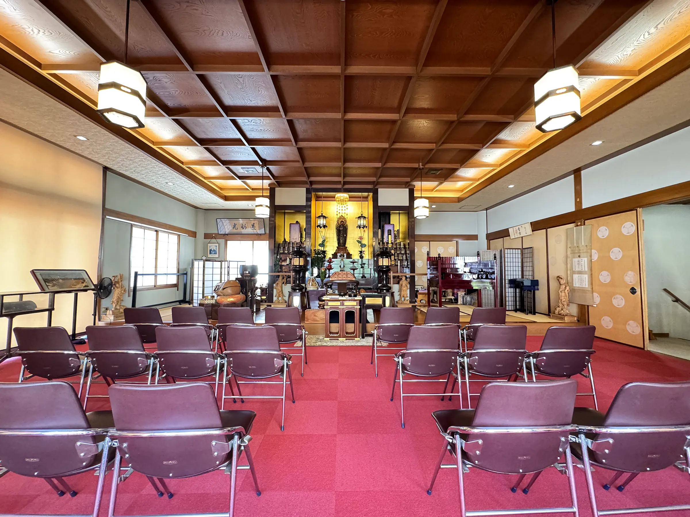 長壽院 本堂内陣(浄土宗・台東区鳥越)